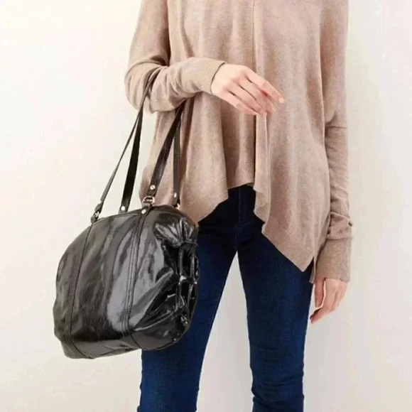 Hobo- Large Elegant Black Women's Tote Bag - Picture 1 of 11